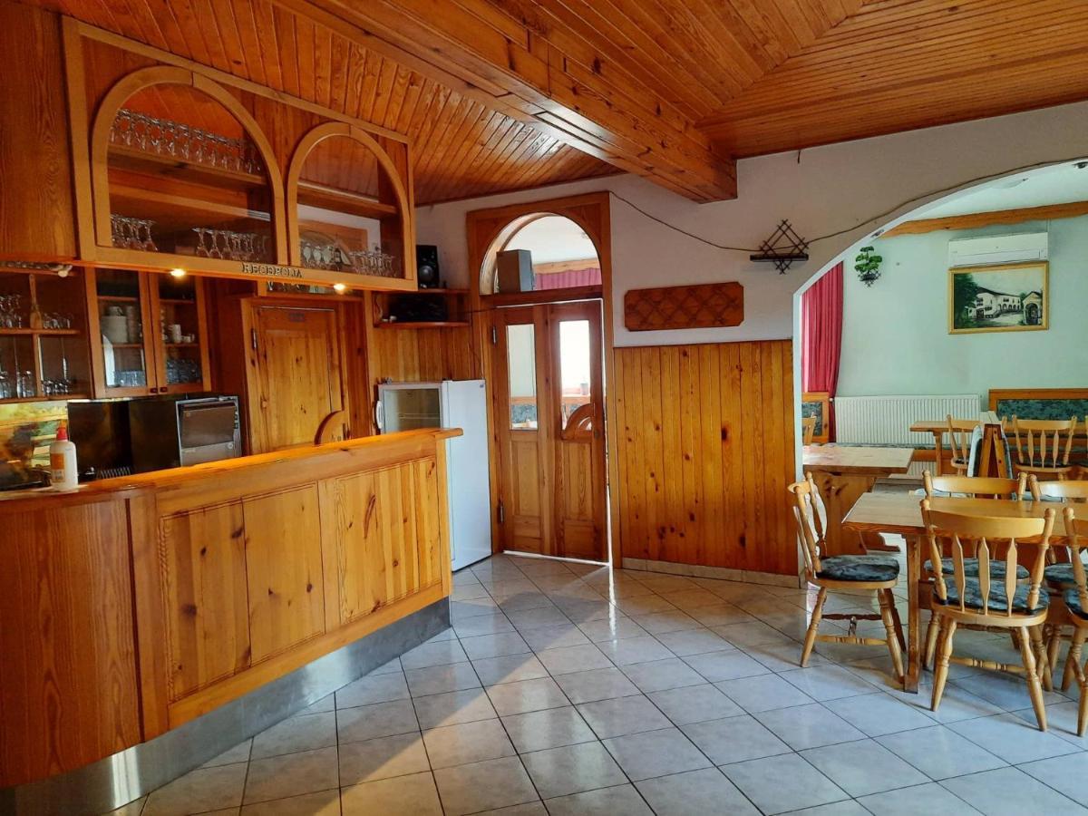 Tourist Farm Lavric *
