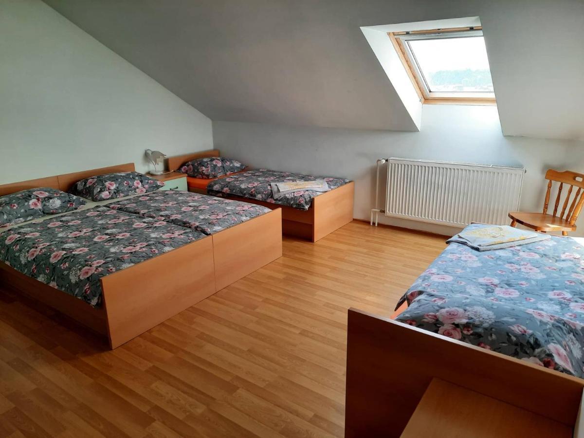 Bauernhof Tourist Farm Lavric *